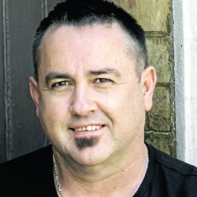 International Connection Radios Tracks