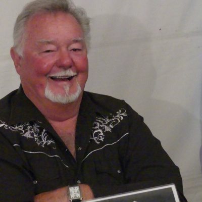 International Connection Radios Tracks