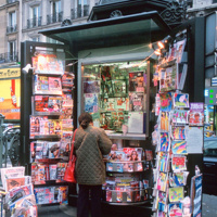 Polarisierte Medienwelten und der letzte Zeitungsjunge von Paris