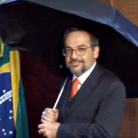 Vídeo de ministro ficou no limite entre fofoca de internet e notícia oficial de ministério