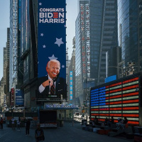 Proteccionismo más multilateralismo: la receta de Biden ante la pujanza comercial de China