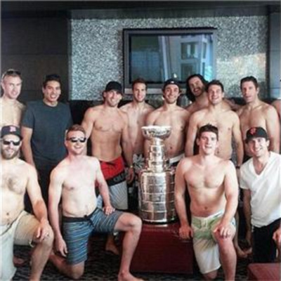 L.a. Kings Hockey - The Female Voice