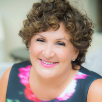 Episode 22: Branding for City Initiatives (Robin Samora)