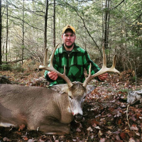 EP. 434: Chasing Ghosts - Grit, Heartbreak, and Big Woods Whitetails | Lucas Benoit