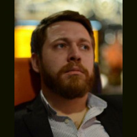 Дмитрий Кузьмин: Новые товарные категории помогли показать рост даже во время падения рынка электроники (№78) 