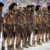 Até dentro da festa dos negros, quem manda são os brancos