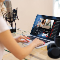 Matt gave you twice “from this mic.” Rich researched 5th Ave and found out that a lot of women have a headache. Matt and Rich will be on a new calendar for car accessories. Matt was in the studio but his brain was left behind. He was saying that it was on