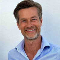 Slik fikk han Martin Ødegaard og Casper Rudd med på laget. Recharge Health i vinden til tross for trusler om toll, samt liten støtte fra Innovasjon Norge.