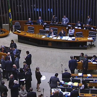 Os vetos do presidente Bolsonaro à MP que permite redução de salário e jornada