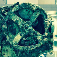 En megagammal dator och en snigel utan huvud!