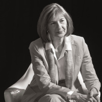 The Interview: Dr. Lindsay Gibson on What We Owe Our Emotionally Immature Parents