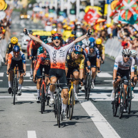 Шалені підйоми та атмосфера в країні басків. Підсумки Le Grand Depart | Тандем