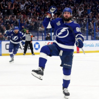 Остается ли интрига в финале Кубка Стэнли? Награды сезона NHL не особо удивили | Форчек не пройдет