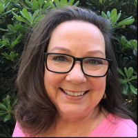 Are we eating to feel good or nourish our body with Sarah Bayliss