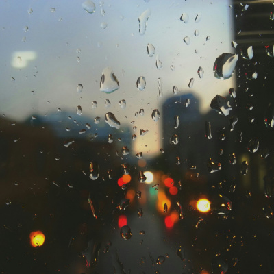 De Saco Cheio E Mau Humor