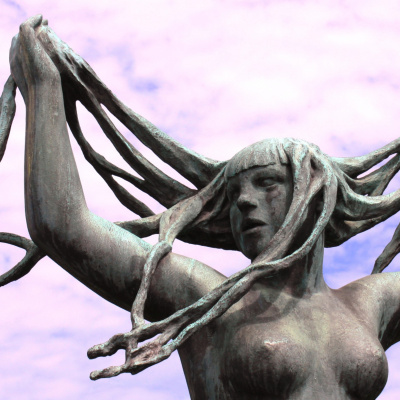 De Saco Cheio E Mau Humor