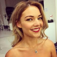 48: The Bachelorette Sam Frost with Mark and Caroline