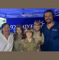 71: Robert, Bindi and Terri Irwins first australian radio interview after DWTS