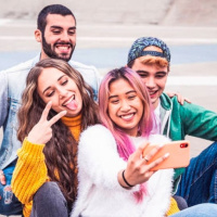 YO SOY GENERACION Z #documental #sociedad #tecnologia #audesc #podcast