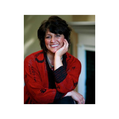 Revealing Conversations With Petra