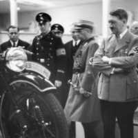 Los nazis y el dinero