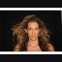 The Lion: Lara Oshon, Love Is The New Sexy