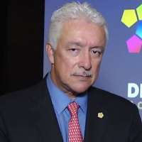 El Planeta Del Chancho - Caracol TV va por Canal Premiun de FPC, Libertadores y más