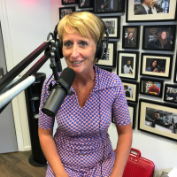 Hijs Eens Een Collega Op Het Schild