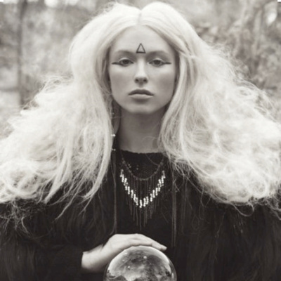 Los Poetas Merecen Morir