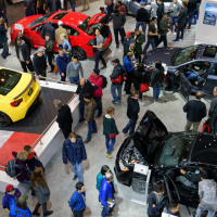 Who Ruled the Red Carpet for the Los Angeles Auto Show?