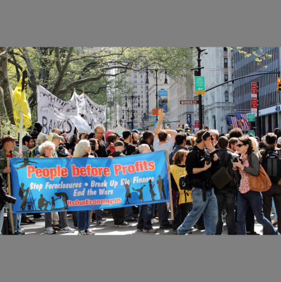Clearing The Fog With Co-hosts Margaret Flowers And Kevin Zeese
