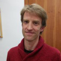 Antoine Kouchner: Los neutrinos nos permiten estudiar la interacción fuerte en el universo