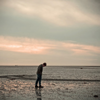 Solidão leva a um maior risco de desemprego