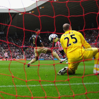 Blood Red: Refereeing howlers | Premier League captains have their say | 2001 Treble-winning memories