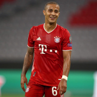 Morning Bulletin: LeBron spreads word | Record Premier League payout | Thiago wants Liverpool | Champions League changes | Mane aim