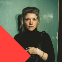 Wat betekent non-monogamie als je in quarantaine zit? Met Simon(e) van Saarloos