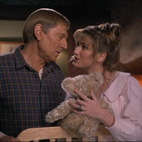 Todo Queda en Cicely #28- 4x24-4x25