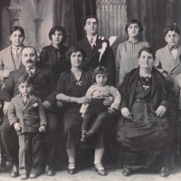 Beyond the “Clash of Civilisations”: Arab diasporas and transnational identities