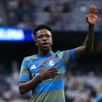 Noticias El Larguero | El Real Madrid insiste en renovar a Vinicius a pesar de su frialdad con Xabi Alonso