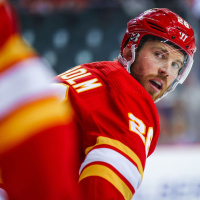 374. NHL-puls: Jakten på Elias Lindholm