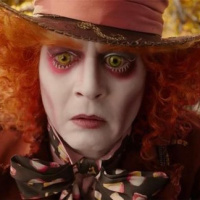 Alicia a través del espejo. Estrenos del 27 de Mayo de 2016 - Episodio exclusivo para mecenas