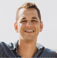 Episode 218 - What Brooklinen, Realtree, and Curated Can Teach You About Brand Marketplaces