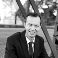 Episode 208 - Lessons Learned from Building and Selling a Multimillion Dollar Brand