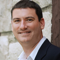 Episode 2 - Creating Impactful Content Marketing for eCommerce with Russ Henneberry