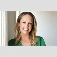 Episode 99 - Agencies, Entrepreneurship and What’s Working Now on Facebook with Molly Pittman