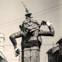 T1x26. La llegenda de les falles. El Rall-Àpunt Ràdio