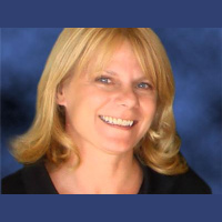 Anna Questerly - A Minstrel at Heart