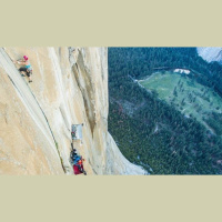 Aventura con Sebas Álvaro: Emily Harrington se ha convertido en la primera mujer en escalar El Capitán