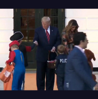 White House Halloween candy