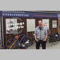 Företagspodden: Anderssons cykelverkstad har koll på robotgräsklippare